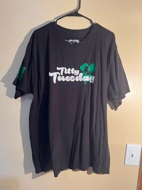 Men’s Acal Apparel Black Short Sleeve Tuesday T-shirt Size 3XL